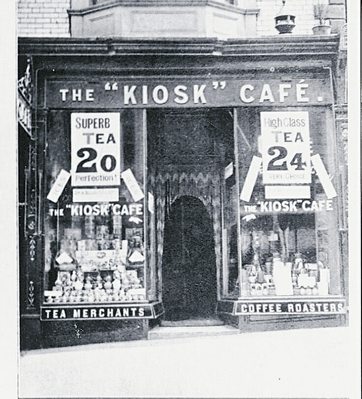 An old black and white photo of the Taylors kiosk.